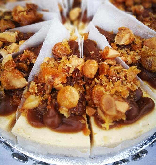 Macadamia Nut Cheesecake  (Slice)