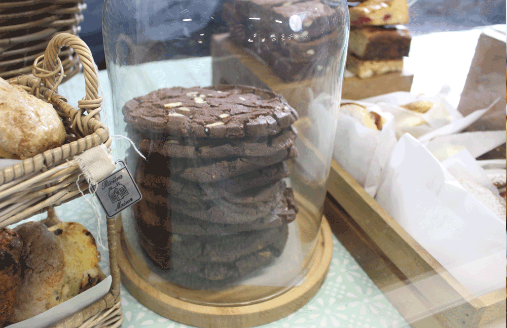 Jumbo Chocolate Cookie